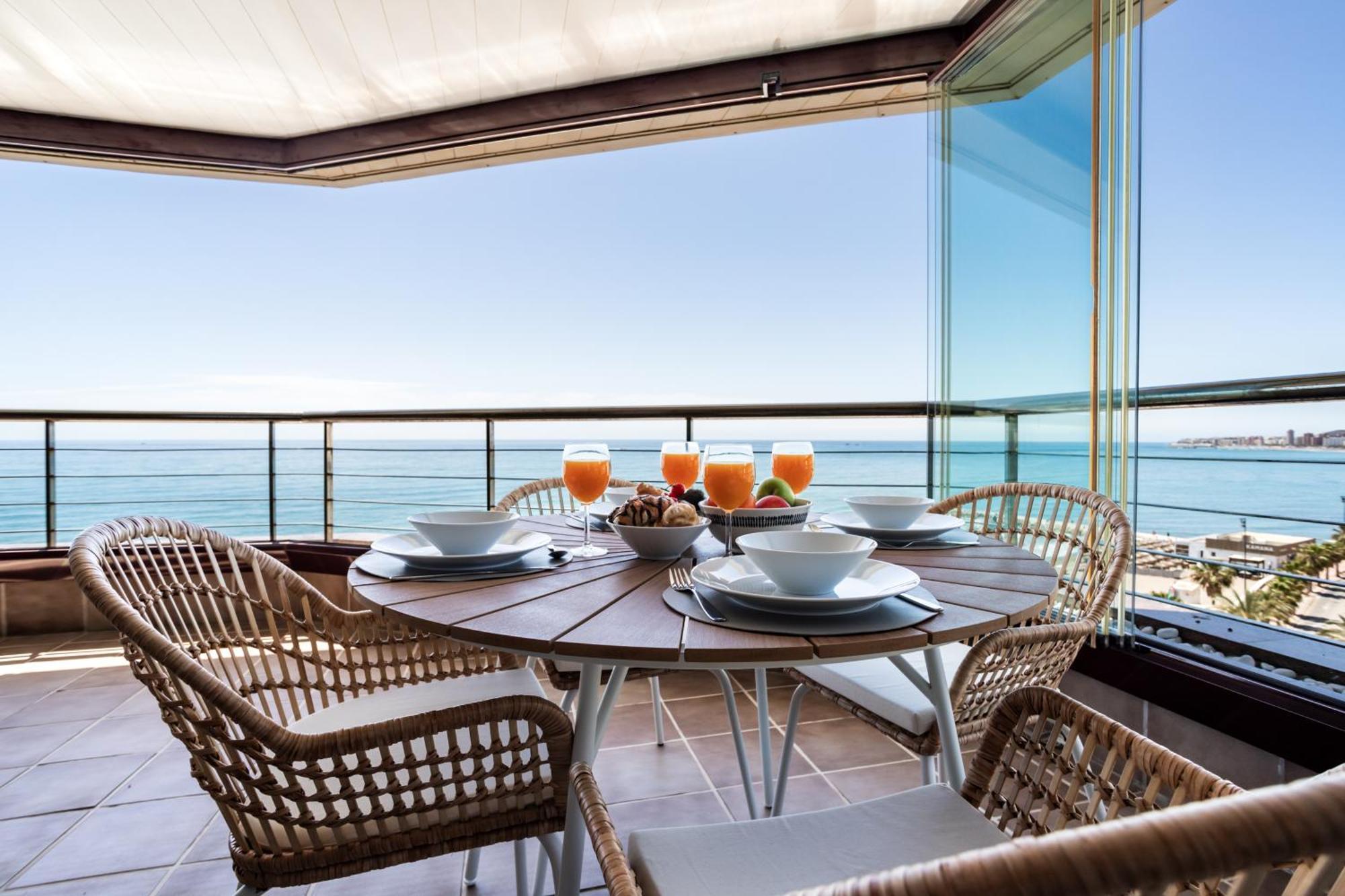 Buenavista Lifestyle By Sur Suites Fuengirola Exteriör bild