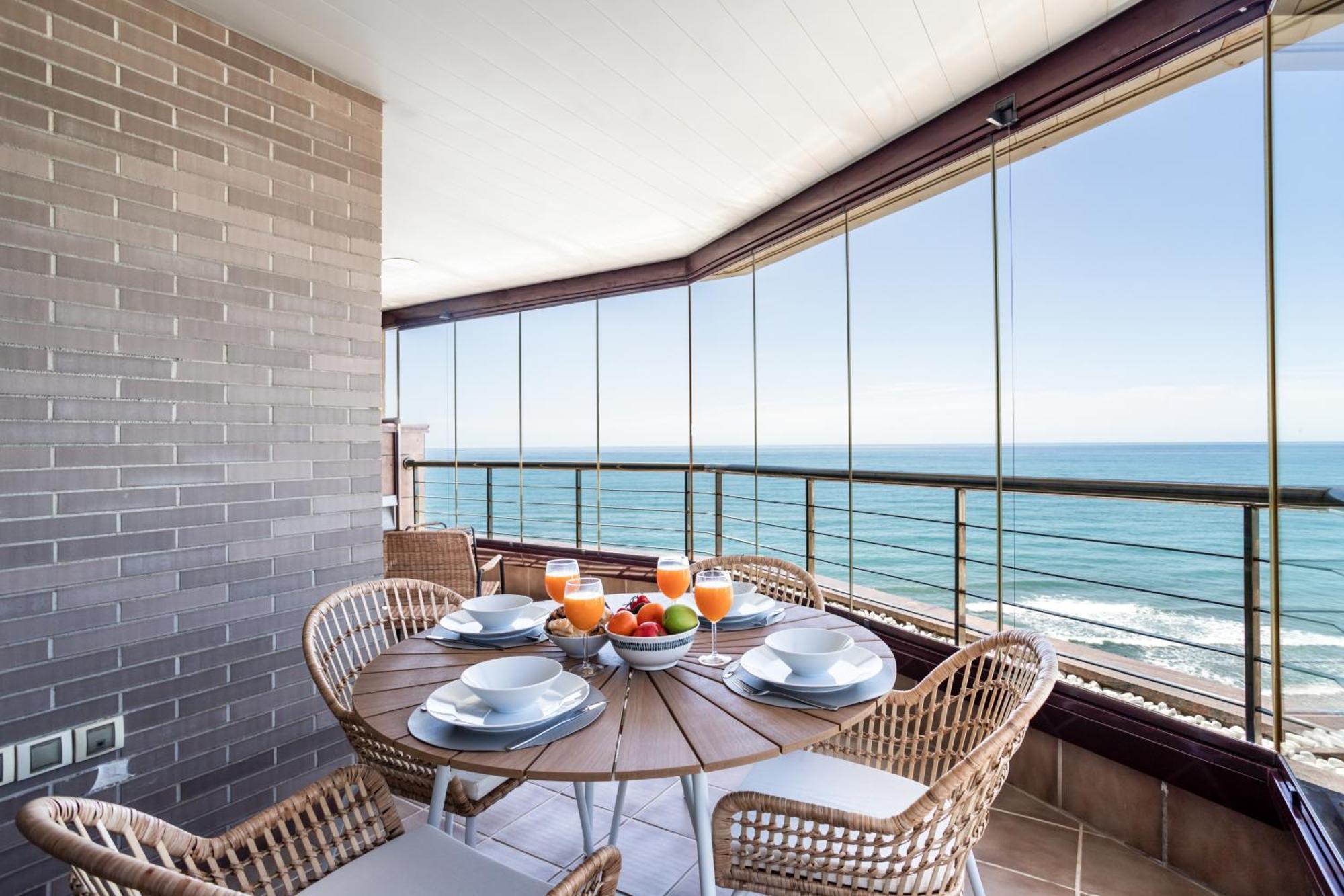 Buenavista Lifestyle By Sur Suites Fuengirola Exteriör bild
